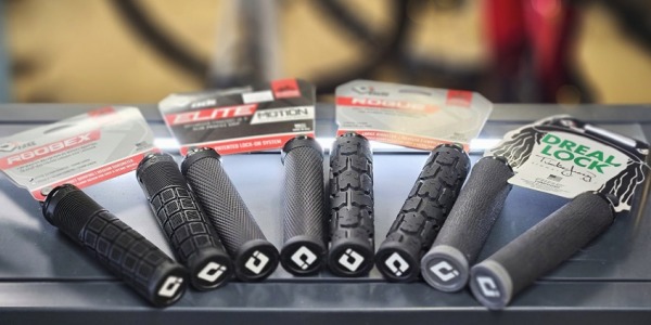 Chwyty rowerowe a komfort jazdy – jak wybrać gripy dopasowane do Twojego stylu?